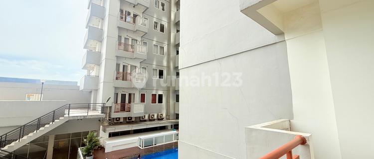 Sentul Tower Apartment 4 Minutes to Toll Exit 1