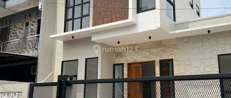 Turun Harga Brand New House Bagus, Modern Cantik Di Nusaloka Bsd 1