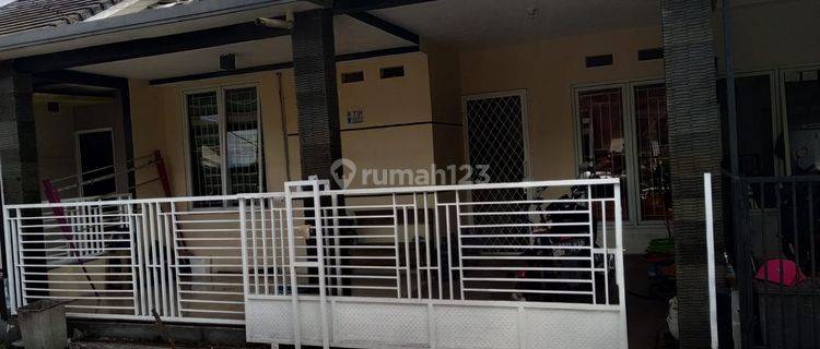 Rumah Bagus, Cantik Dan Siap Huni di Cinere  1