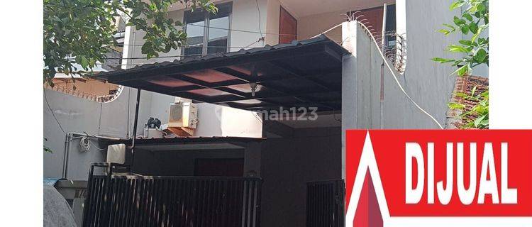 Rumah Siap Huni Di Jalan Denpasar Kuningan 1