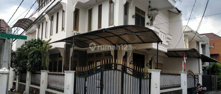 Rumah 2,5 Lantai Siap Huni Fully Furnished Di Tebet Barat Dalam 1