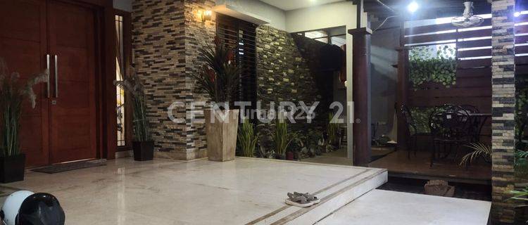 Rumah Mewah Terawat Full Furnish di Rawamangun Jalarta Timur 1