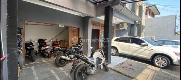 Rumah Kost 22 kamar selalu full akses mobil di Cipinang Jaktim 1