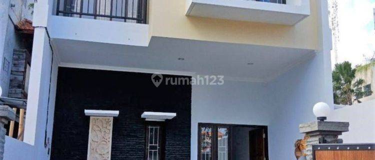 Di kontrakkan rumah lantai 2 dekat Renon,dekat ke sanur 1