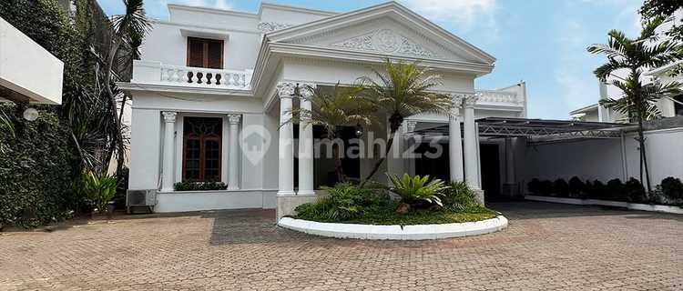 Rumah Menteng. LT.1.049/LB.1.200. 5BR. 5Bath. SHM. Harga 125M 1