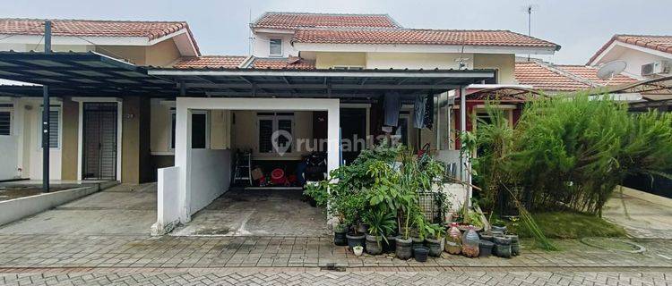 Rumah Nyaman Terawat di Banyak Sumba Kbp, Kota Baru Parahyangan 1