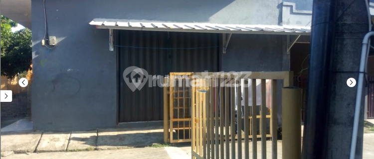 Selling cheap, 3 rental houses facing the field in Dasana Indah housing complex. 1