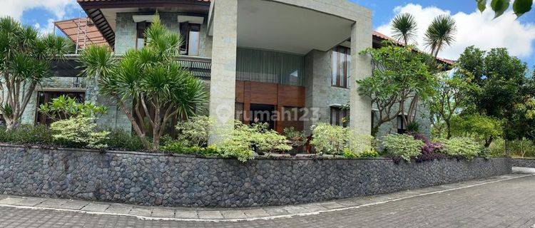 Luxury Big Villa One Gate System Near Beach At Jimbaran 1