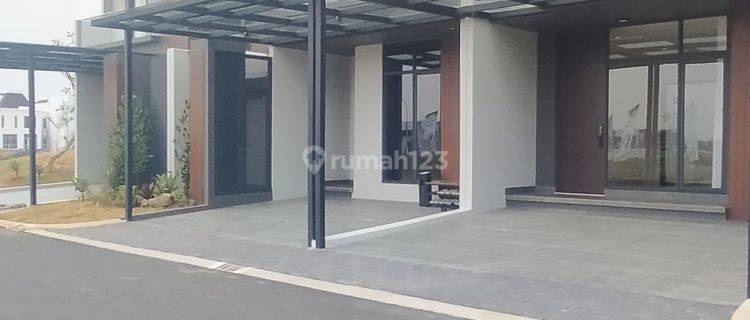 Rumah 3 Lantai Atic Summarecon Bekasi Baru Dekat Akses Tol 1