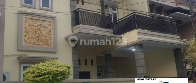 Rumah Hook 2 Lantai Lokasi Harapan Indah  1