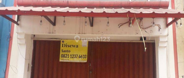 Ruko Sewa di Perum Acropolis Karadenan Cibinong 1