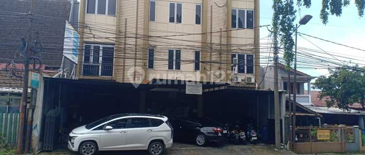 FOR SALE 3 Shophouses, 3.5 floors on Perintis Kemerdekaan Bogor. Ideal for Pharmacy Business, Accommodations. 1