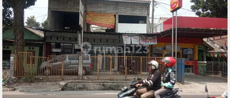 For sale, a versatile commercial building on Jl Raya Lido, Cigombong, Bogor. 1