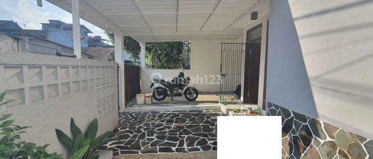 Rumah Modern Full Furnish Area Turangga Bandung 1