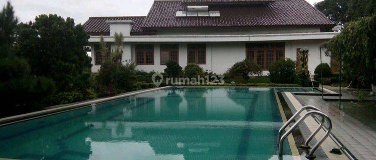 Rumah Vila Ada Pool Terawat Rapih Di Komp Area Cipanas Cianjur 1