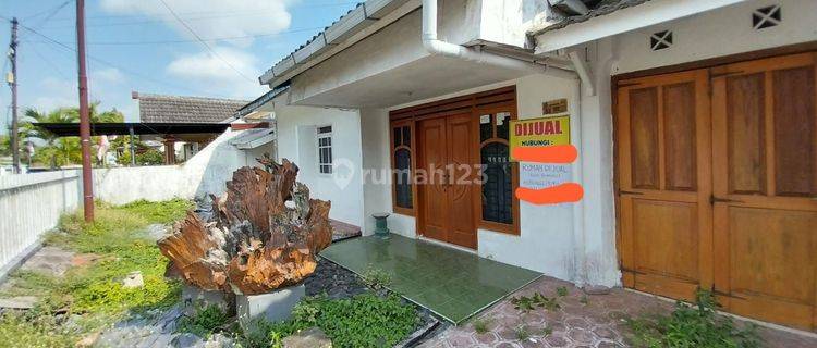 Rumah Dijual Di Perumahan Sumber Bendo Jember Kondisi Bagus Shm Orientasi Timur 1