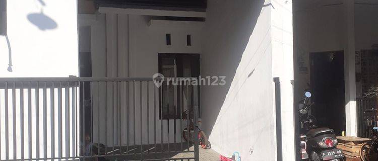 Rumah Dijual Di Jalan Perumahan Istana Tegal Besar Kondisi Bagus 1