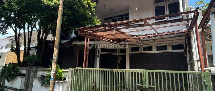 Rumah 3 Lantai Bagus Lokasi Strategis Di Kota Bandung 1