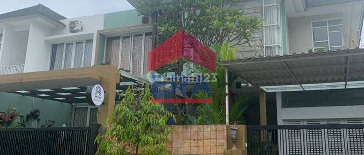 Rumah Semi Furnished di Raya Greenwood Golf , Malang 1