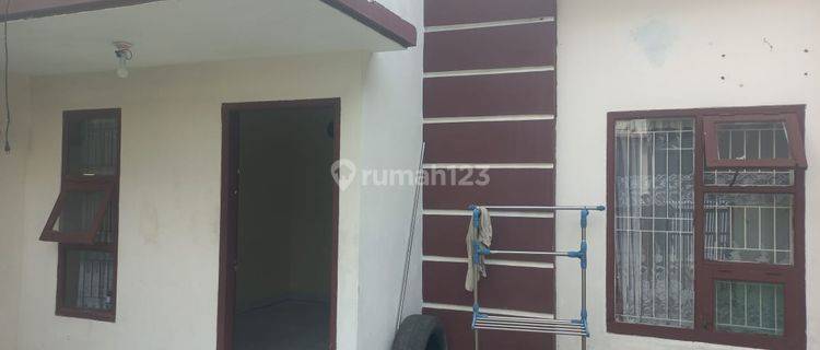 Rumah Bagus siap pakai minimalis terawat SHM Komplek Cipta Pesona 1