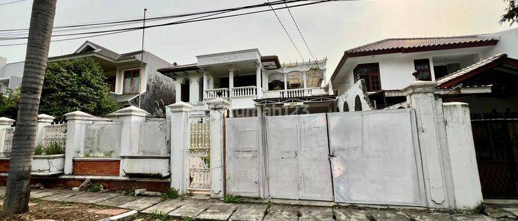 Rumah Luas Pinggir Jalan Di Balai Pustaka Barat Rawamangun 1