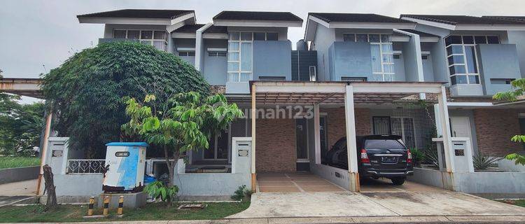 Rumah 2 Lantai Bagus Rapi di Cluster Vasana Harapan Indah 1