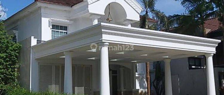 Rumah luas full furnish siap huni lokasi nyaman  1