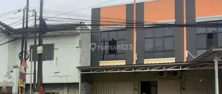 Ruko Siap Pakai Pinggir Jalan Cocok Untuk Usaha 1