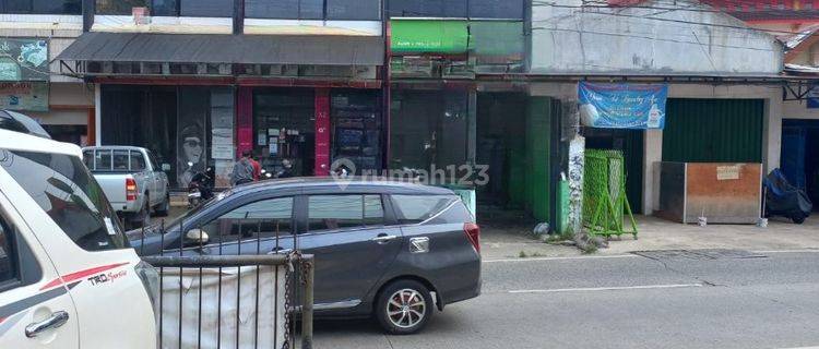 Ruko murah di jln raya Hankam pondok gede bekasi, pinggir jalan raya bangunan 3 lantai 1