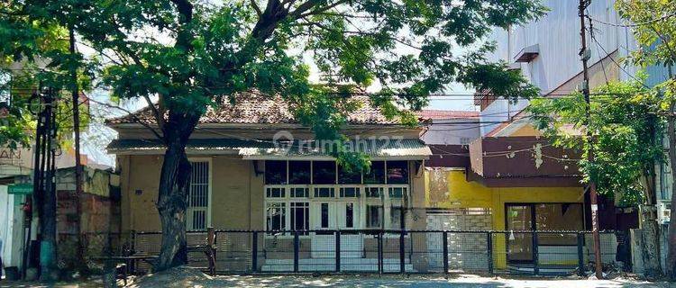 Sewa Rumah Komersil 0 Jalan Raya Undaan Kulon 1 Lantai Strategis 1