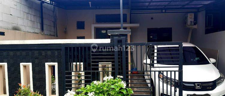 Dijual. Rumah Minimalis Modern. Di Alamanda Regency.  Bekasi Timur. Jawa Barat 1