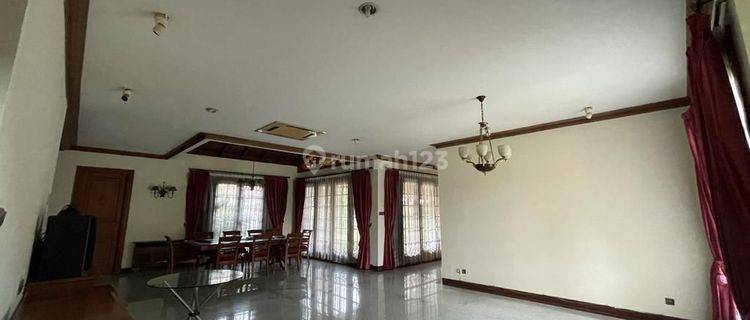 Jual Rumah 2 lantai,  hook di kemang Pratama  Regency.  1