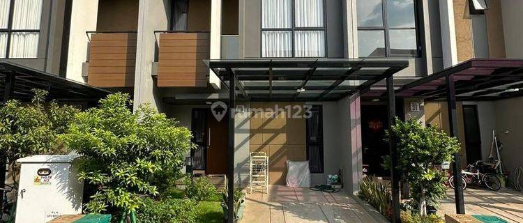 Di Sewakan  Rumah Semi Furnish  Di Cluster  Magentha, Summarecon Bekasi.  1