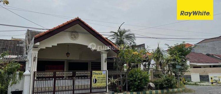 Disewakan Rumah di Gunungsari Indah Surabaya 1