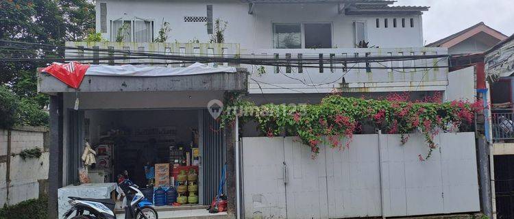 Di jual Ruma /villa + warung di Jln cidokom cisarua 1