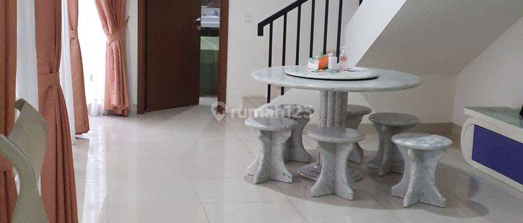 Disewakan Rumah 2 Lantai Semi Furnish  Dekat Aeon Mall Bsd  1