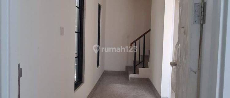 Disewakan Rumah Lavon 2 Cikupa 1