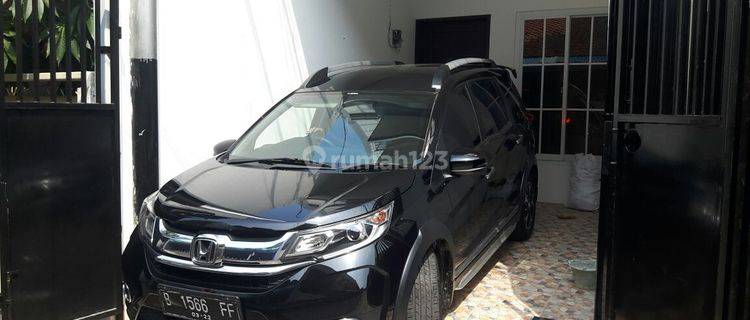 Di Sewakan Rumah Strategis Tanjung Duren 1
