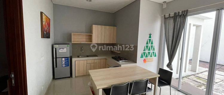 dijual / disewakan rumah eminet 3 BR full furnished siap pakai BSD 1