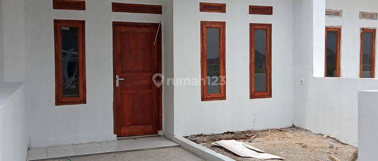 Rumah Minimalis Milik Sendiri Di Bandung Selatan  1