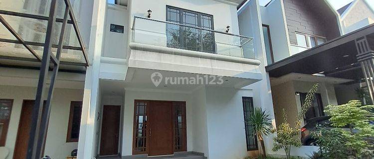 Kan Rumah Baru Bangunan Rapih 3 Lantai Di Lebak Bulus 1