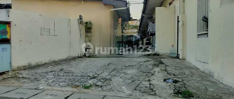17-Door Unit Boarding House Adjacent South Jakarta 1