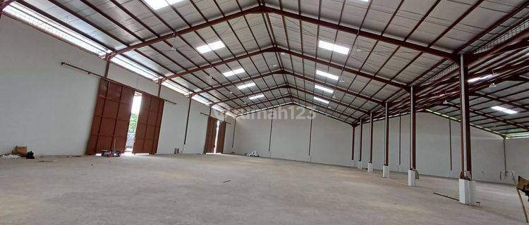 Disewakan Gudang + kantor  di Legok luas tanah 4300 1