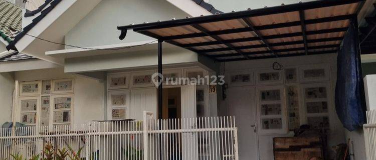 Rumah Kontrakan Bagus Unfurnished SHM di Bintaro, Tangerang Selatan 1