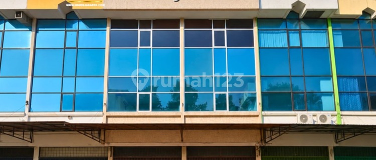 Flood-free, Shop House, 4 Floors, Freehold Title, Near Toll Road Access 1