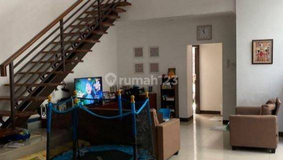 Dijual Rumah 2 Lantai Sertifikat Hak Milik Area Buah Batu  1