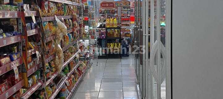 For Sale: Strategic Shop House in Pasar Baru Trade Center Shopping Area. 1