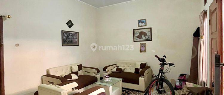 Dijual Rumah Ada Warung Cocok Untuk Usaha 2 Lantai Area Ciganitri Bandung 1