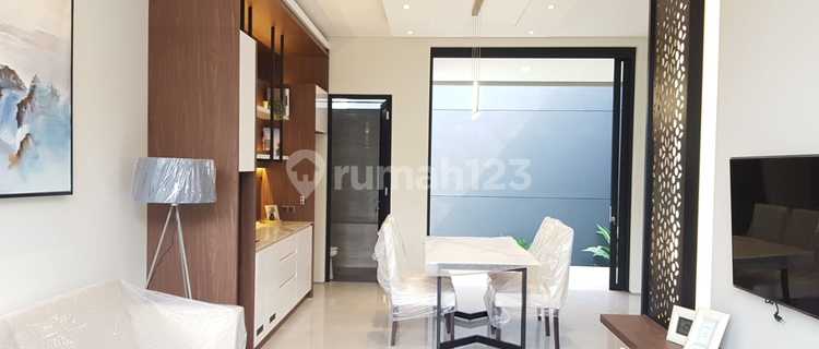 Disewakan Rumah 2 Lantai di Setra duta SHM Bagus 1