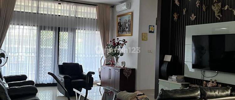 Rumah cantik furnished siap huni Mekar wangi mainroad 1